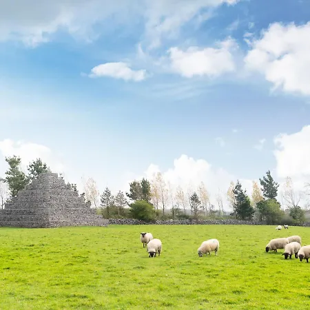 Holiday The Neale By Interhome בית נופש *