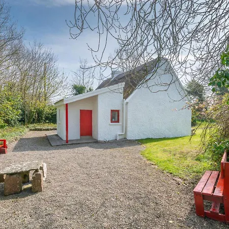 Holiday The Neale By Interhome